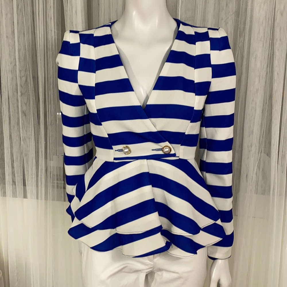 Lussi & J blazer